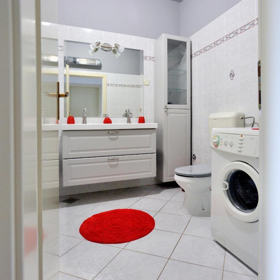 Apartment Vinja Porec - Privat Garden - Whirlpool Eksteriør bilde