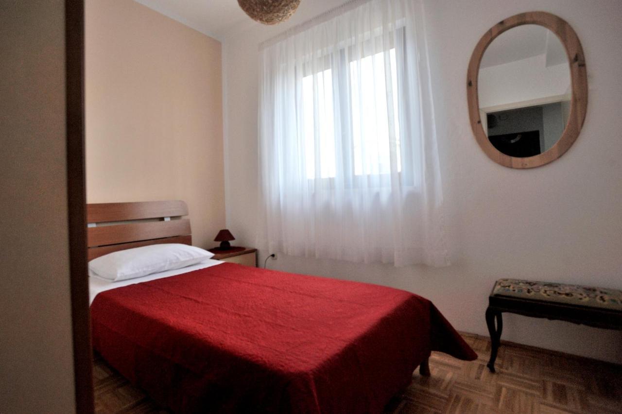 Apartment Vinja Porec - Privat Garden - Whirlpool Eksteriør bilde