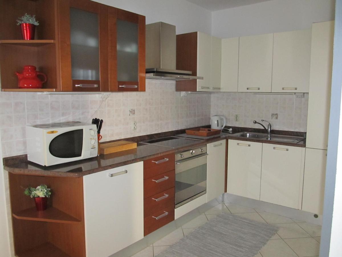 Apartment Vinja Porec - Privat Garden - Whirlpool Eksteriør bilde
