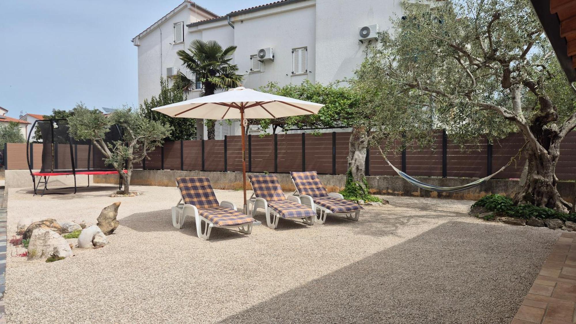 Apartment Vinja Porec - Privat Garden - Whirlpool Eksteriør bilde